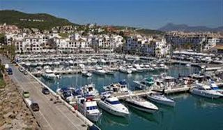 Piso en venta en Puerto de la Duquesa en Manilva