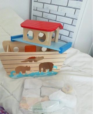 Barco de madera educativo