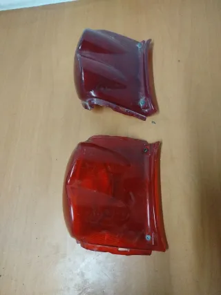 Pilotos Traseros Yamaha Neos