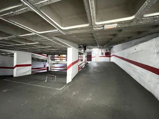 Garaje en venta en Mercado en Alicante