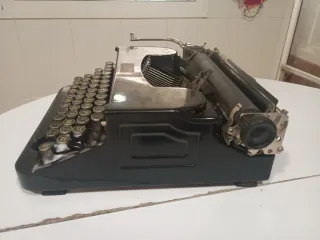 Máquina de escribir Corona L.C. Smith