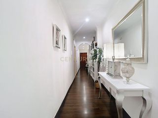 Piso en venta en La Goleta - San Felipe Neri en Málaga