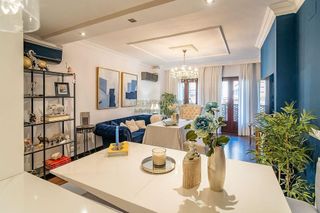 Piso en venta en La Goleta - San Felipe Neri en Málaga