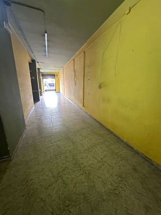 Local comercial en alquiler en Centre en Hospitalet de Llobregat, L´