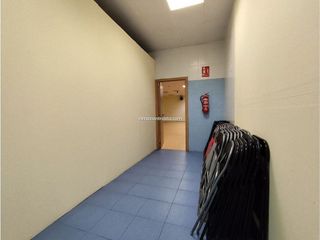 Local comercial en venta en Txagorritxu - El Pilar en Vitoria-Gasteiz