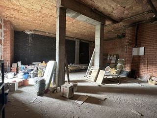 Local comercial en alquiler en Cascajos - Piqueras en Logroño