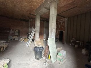 Local comercial en alquiler en Cascajos - Piqueras en Logroño