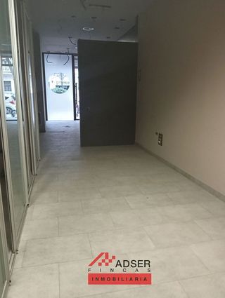 Local comercial en venta en Universidad - Los Lirios en Logroño