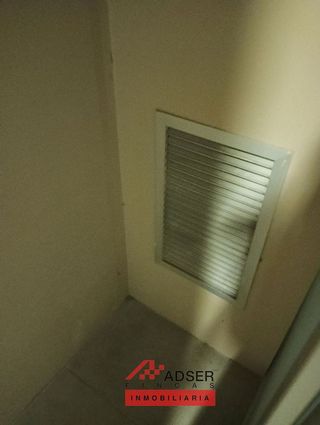 Local comercial en venta en Universidad - Los Lirios en Logroño