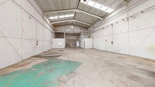 Nave industrial en venta en Renfe - Bulevar 1º y 2º Fase en Jaén