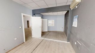 Nave industrial en venta en Renfe - Bulevar 1º y 2º Fase en Jaén