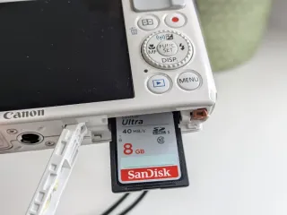 Canon PowerShot S200 Blanca + Extras