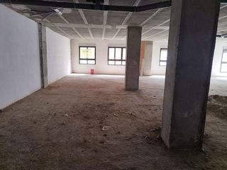 Local comercial en venta en El Alborgí en Paterna