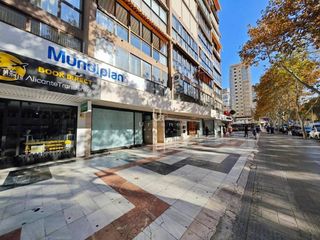 Local comercial en venta en Playa de Levante en Benidorm