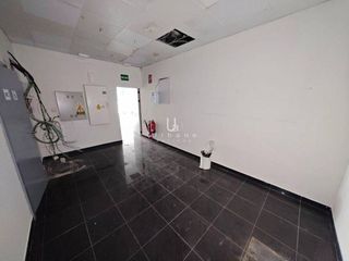 Local comercial en venta en Playa de Levante en Benidorm