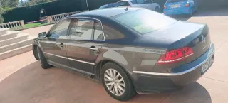 Volkswagen Phaeton 2015