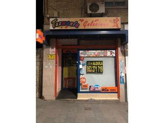 Local comercial en alquiler en Peñamefecit - Avda Barcelona en Jaén