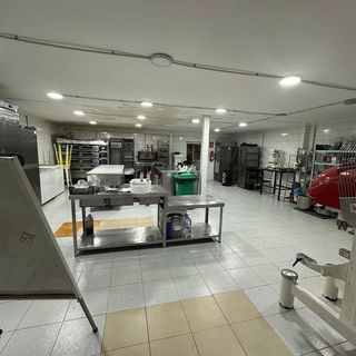 Nave industrial en venta en Los Jardines de Marbella - La Ermita en Marbella