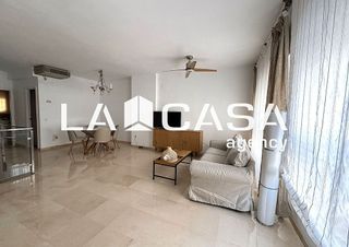 Dúplex en alquiler en La Calzada en Sevilla