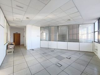 Oficina en alquiler en Palacio de Congresos - Urbadiez - Entrepuentes en Sevilla
