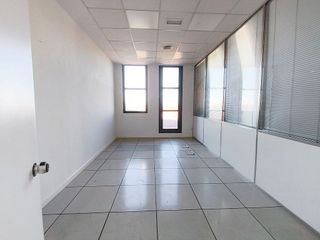 Oficina en alquiler en Palacio de Congresos - Urbadiez - Entrepuentes en Sevilla