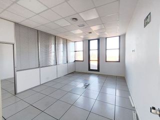 Oficina en alquiler en Palacio de Congresos - Urbadiez - Entrepuentes en Sevilla