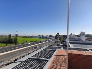 Oficina en alquiler en Palacio de Congresos - Urbadiez - Entrepuentes en Sevilla