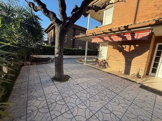 Casa pareada en alquiler en Vilafortuny - Cap de Sant Pere en Cambrils