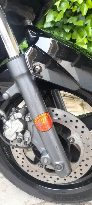 Yamaha X-MAX 250 Negra/Gris