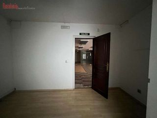 Local comercial en venta en Ensanche - Sar en Santiago de Compostela