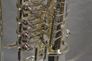 Bombardino en Do (Sib) Rott Plateado