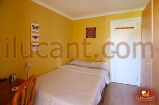 Piso en venta en Ciudad Jardín en Alicante