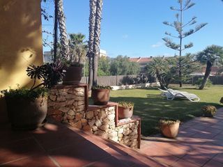 Chalet en venta en Bonavista en Vendrell, El