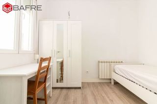 Piso en venta en Pacífico en Madrid