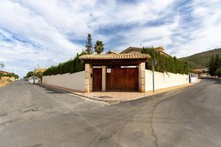 Chalet en venta en Padul