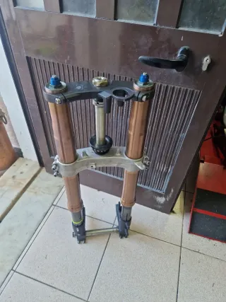 Suspensão Suzuki GSXR 1000 K7 K8