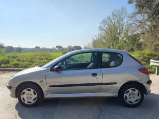 150.000KM PEUGEOT 206 PEGATINA B ITV HASTA 2027 !!