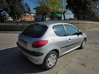 150.000KM PEUGEOT 206 PEGATINA B ITV HASTA 2027 !!
