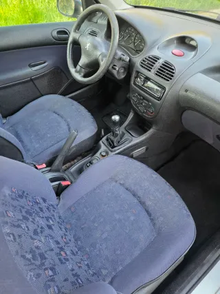 150.000KM PEUGEOT 206 PEGATINA B ITV HASTA 2027 !!