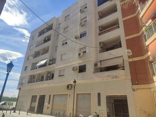Piso en venta en Cardenal Benlloch en Mislata
