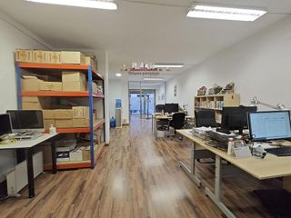 Oficina en alquiler en Vila de Gràcia en Barcelona