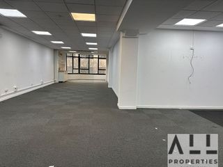 Oficina en alquiler en Sant Antoni en Barcelona