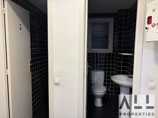 Oficina en alquiler en Sant Antoni en Barcelona