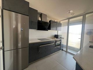 Piso en alquiler en Plaza España - Villa Pilar - Reyes Católicos - Vadillos en Burgos