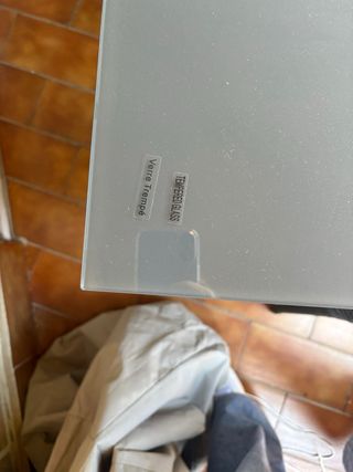 Mesa de exterior cristal  y ratán