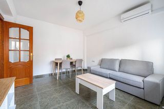 Piso en alquiler en Ciudad Jardín - Tagarete - El Zapillo en Almería