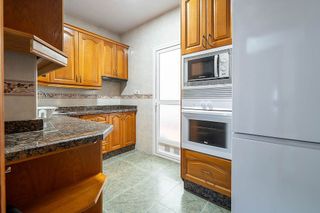 Piso en alquiler en Ciudad Jardín - Tagarete - El Zapillo en Almería