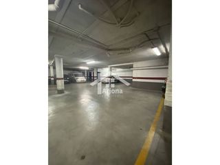 Garaje en venta en Lucena