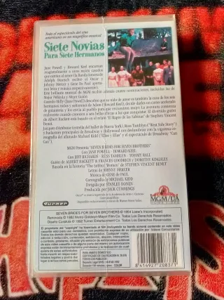 VHS sin abrir Siete Novias Para Siete Hermanos