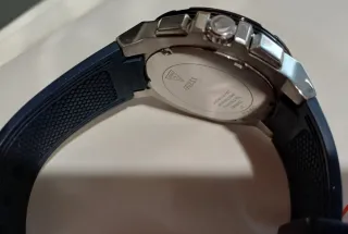 Reloj Guess Hombre Negro y Azul